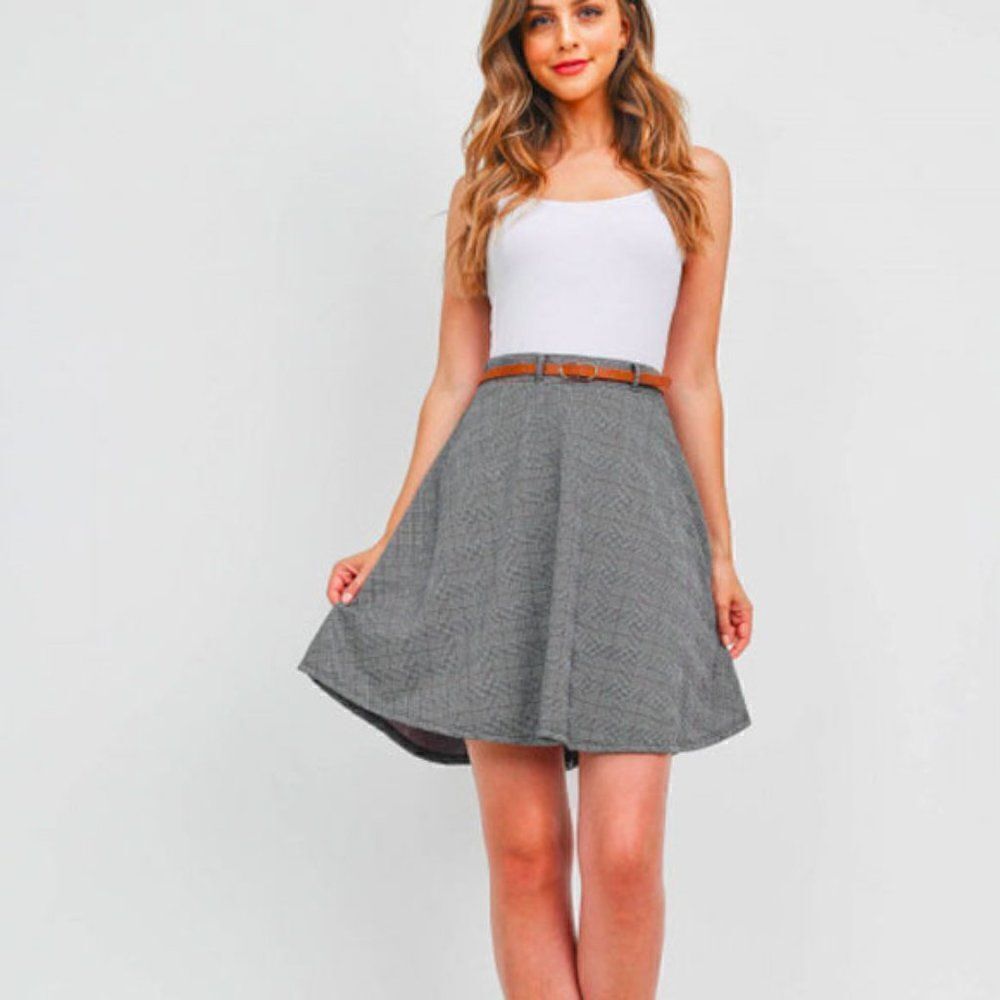 *Clearance* Ladies Checkered Pattern Print Skirt - Picture 2 of 5